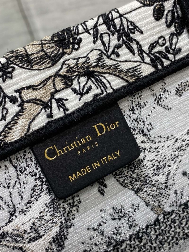 Christian Dior Shopping Bags